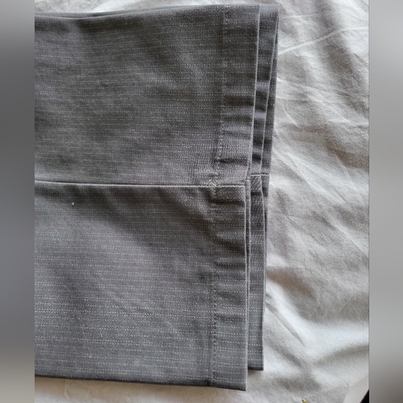 Dockers Signature Khakis GREY 34-30 - Picture 5 of 6